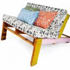 Si tienes un palé y dos colchones, crea un sofá biplaza