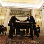 5c8b572f22000033001aaa15