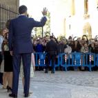 5c8ae350230000d50423e093