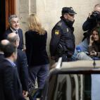 5c8ae3b922000051001a0ce6