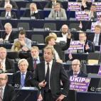 5c8b10192300005400e77d27