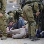 5c8aa40e360000ba1a6bc62f