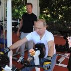 5c8a404b250000520680e5bb