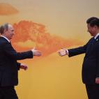 5c8a404b2500000d04c8cb70