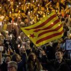 5c8a6f0a2000009e046f26e2