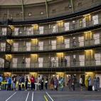 5c8b81fe2300002f00e85ef2