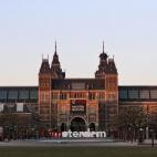 5c8ae407230000d50423e17c