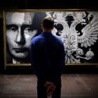 5c8a57a0260000e104fe3b15