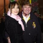 5c8a488e240000f404a2e129