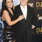 5c8ae42120000043046febf7