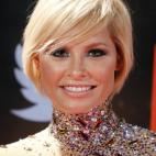 La cantante ha reconocido en numerosas ocasiones haberse hecho peque&ntilde;os retoques en su rostro. Uno de los m&aacute;s llamativos, la nariz.