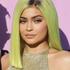 Celebrando su portada de la revista 'Paper' en Coachella en 2017