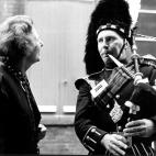 5c8ae44120000043046fec3f