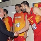 5c8a69cb3b000037066bf2f5