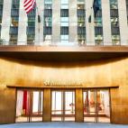 Si visitas Nueva York con ni&ntilde;os, el American Girls Place es uno de los sitios que no puedes perderte. Se trata de una tienda de dos plantas situada en el Rockefeller Center que permite personalizar mu&ntilde;ecas. Podr&aacute;s elegir ent...