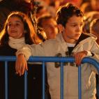 Victoria Federica junto a su hermano Froil&aacute;n en la cabalgata de los Reyes Magos de 2010 en Madrid.