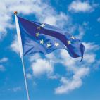 En plena crisis financiera y con Europa imponiendo recortes, llegó este premio en 2012 a la Unión Europea "por su contribución durante seis décadas al avance de la paz y la reconciliación, la democracia y los derechos humanos en Europa".