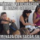 5c8a4b6d240000f404a2e53a