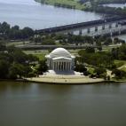 5c8ae4eb250000e203c9d2d5