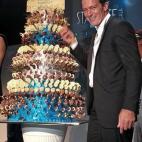 5c8b72032500000d04caaefe