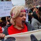 5c8a5b432500000704c8f20d