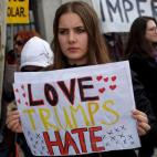 5c8a5b452500000a06810c14