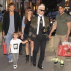 5c8ac5bf240000f7054c6cf1