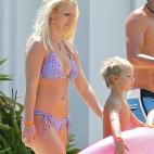 5c8ac89f20000043046fbd5c