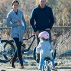 5c8b2930230000040124446d