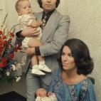 5c8ae6aa2400006d054ca46c