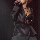 5c8a4c9f250000580680f6eb