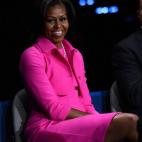 5c8b7851240000f7054d9077