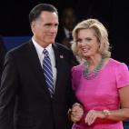 5c8b7855230000d50424d118