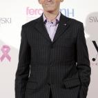 5c8ace65250000bd0581c87d