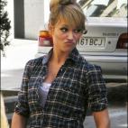 5c8a60e3260000f903fe46ef