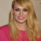 5c8a60e4260000e104fe46f5