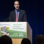 5c8b1de6360000ba1a6c806e