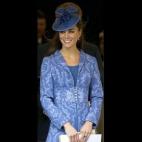 5c8a69ed360000a61b6b727e