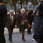 5c8ab5f12400000a05a38942