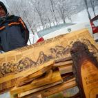 5c8ad4dd360000e01c6c2706