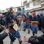 5c8ad4ee250000e203c9baed