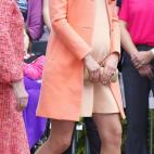 5c8a6a0e2000009d036f206e