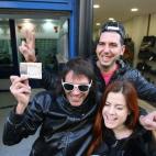 5c8b2dd3250000e203ca3cdb