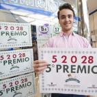 5c8b2dd524000093024d0c28