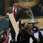 5c8b2ddf2400006d054d0c54