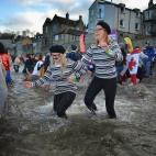 5c8ad69a220000510019f880