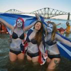 5c8ad69d20000043046fd7f4