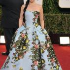 5c8ad7c3240000f404a3c9fe