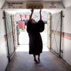 5c8ad88b360000ba1a6c2ce8