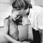 5c8a3e7420000043046ee73f